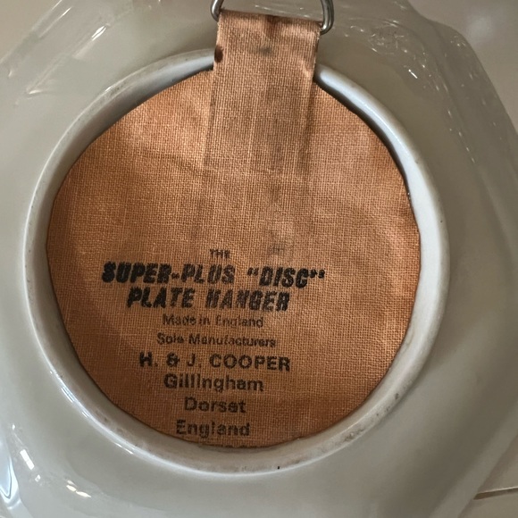 Vintage✨RARE FIND✨Satsuma 6-sided plate with birds, flowers, metallic gold - Picture 7 of 7